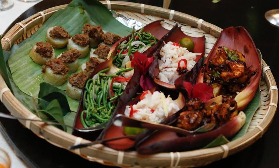 Telang Usan Hotel Kuching Eksteriør billede